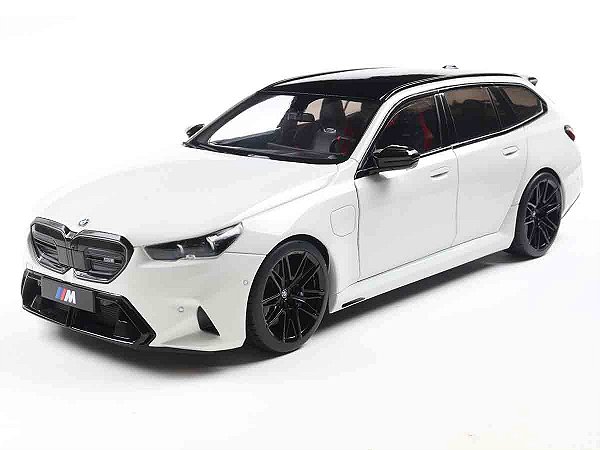 BMW M5 Touring 2025 1:18 Solido Branco