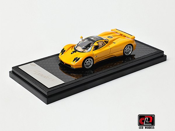Pagani Zonda C12 Coupe 1:64 LCD Models Amarelo
