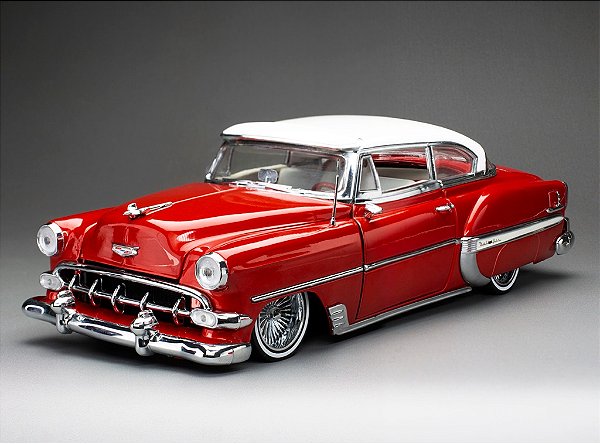 Chevrolet Bel Air 1954 Hard Top Coupe Lowrider 1:18 Sunstar Vermelho