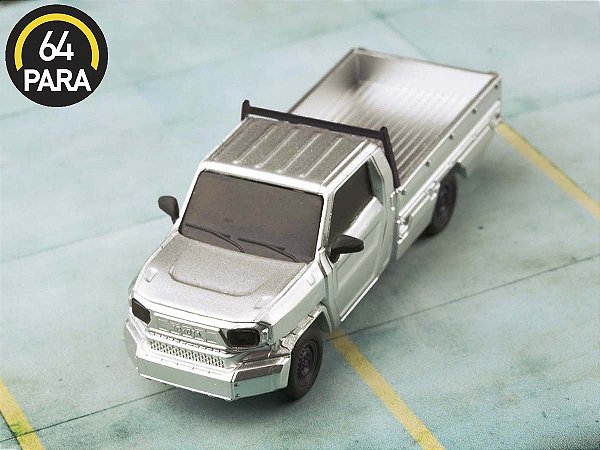 Toyota Hilux Champ Tamaraw 2025 LHD 1:64 PARA64 Prata