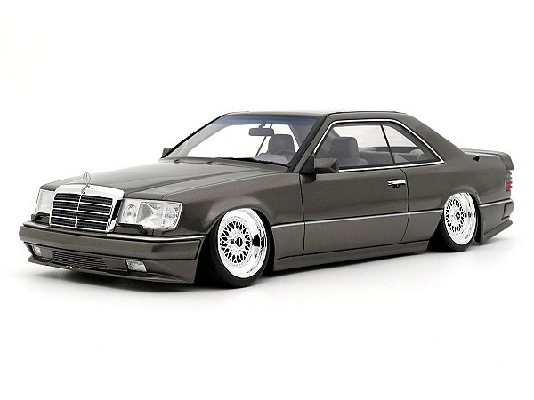 Mercedes-Benz C124 AMG Stance 2022 1:18 OttOmobile Cinza