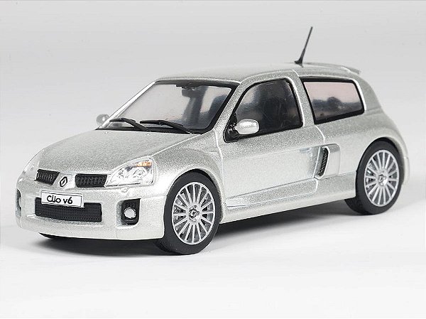 Renault Clio V6 PH.2 2004 1:43 Solido Prata