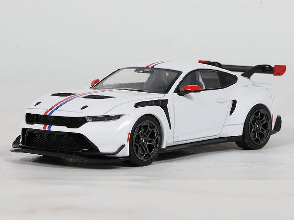 Ford Mustang GTD 2025 1:43 Solido Branco