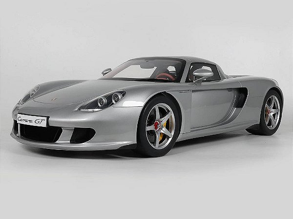 Porsche Carrera GT 2003 1:8 GT Spirit Prata