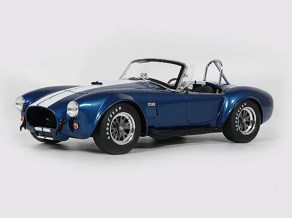 Shelby Cobra 427 S/C 1967 1:18 GT Spirit Azul