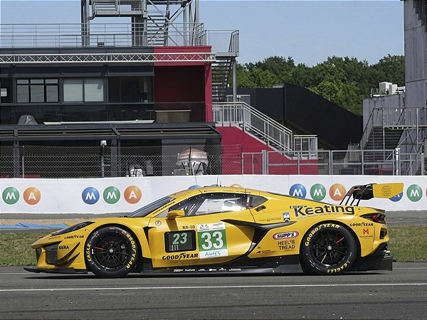 Corvette Z06 LMGT3.R Tf Sport 24Hs Le Mans 2026 1:18 Spark
