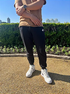 Calça Moletom Jogger Ghost Guy - Preta