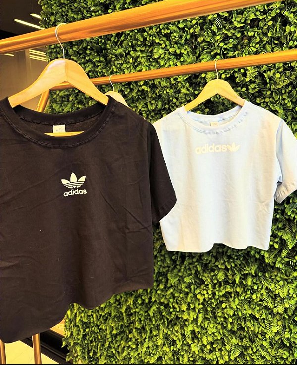 CROPED OVERSIZED ADIDAS