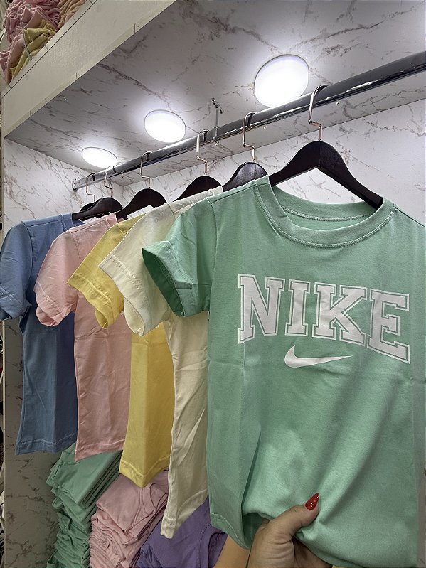 CROPED OVERSIZED NIKE