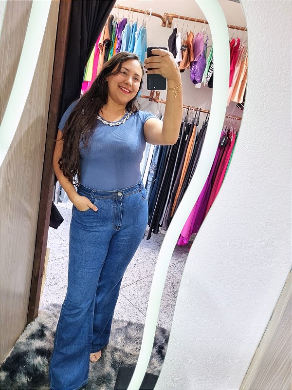 CALÇA FLARE ESCURA