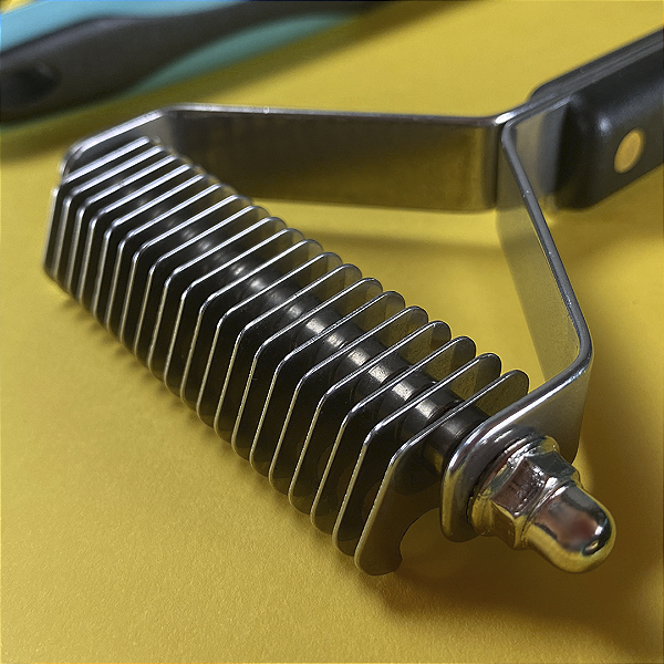 Rake Subpelo 20 Dentes Pelos Curtos Azul Propetz