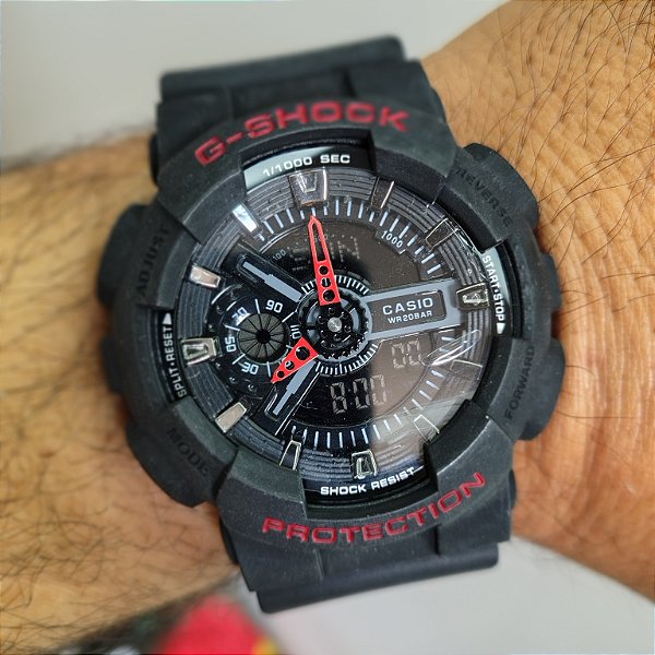 G-Shock GA-110 Preto/Vermelho 50MM A Prova D'água
