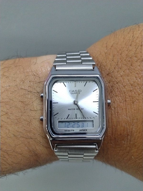 Casio Vintage Quartz Aço Prateado 38MM