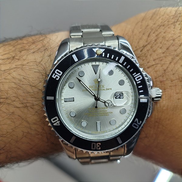 Rolex Submariner Em Aço Prateado 46MM A Prova D'água