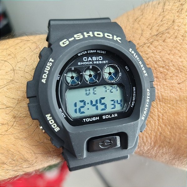G-Shock DW-6900 Preto 46MM A Prova D'água