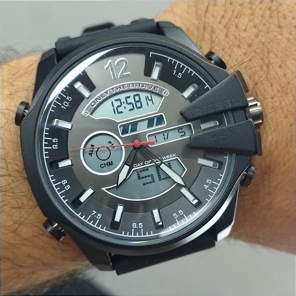 Diesel Caixa em Aço Pulseira de Silicone Preto 55MM