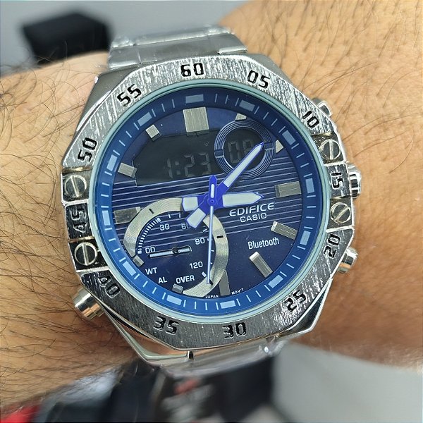 Casio Edifice ECB-900 Em Aço Prateado/Azul 45MM A Prova D'água