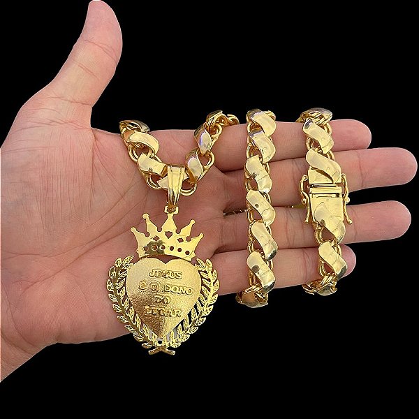 CORRENTE FRISO S DUPLA FACE( 13mm- 70cm) + PINGENTE JESUS  É O DONO DO LUGAR G  - FECHO COM MARCAÇÃO 750 -BANHADO A OURO 18K
