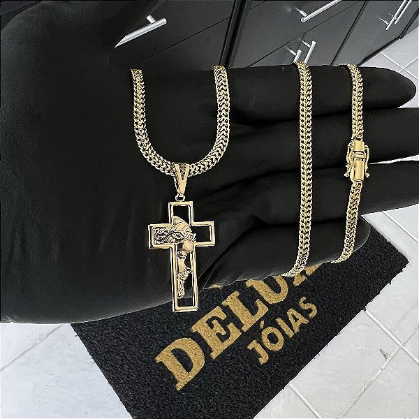 CORRENTE GRUMET DUPLA FECHO GAVETA COM MARCAÇÃO  750 (4mm - 70cm )+ PINGENTE CRUZ VAZADA COM ROSTO DE JESUS - BANHADO A OURO 18K