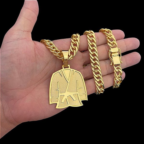 CORRENTE LACRAIA (13mm -70cm )+ PINGENTE KIMONO G  - FECHO COM MARCAÇÃO 750 - BANHADO A OURO 18K