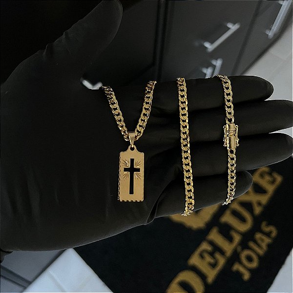 CORRENTE PITBULL (4MM- 70CM) + PINGENTE  PLACA COM CRUZ VAZADA  - BANHADO A OURO 18K