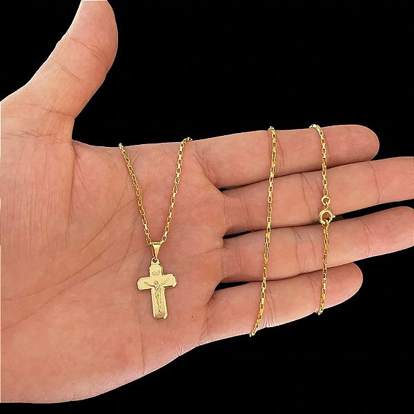 CORRENTE TIJOLINHO( 1.5MM-70CM) + PINGENTE CRUCIFIXO -    FECHO COM MARCAÇÃO 750 -  BANHADO A OURO 18K.