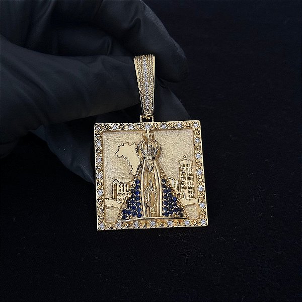 PINGENTE NOSSA SENHORA DETALHADO  CRAVEJADO( 12g- 4x4cm)(GG) - BANHO DE OURO 18k