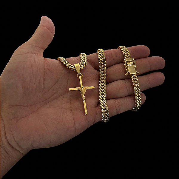 CORRENTE LACRAIA   ( 70cm- 7mm) + PINGENTE  CRUZ AMARRADA   M - BANHADO A OURO 18K