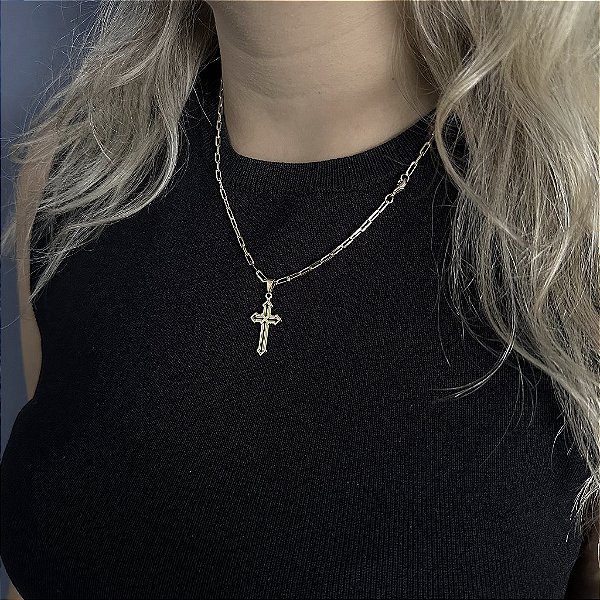 CORRENTE CARTIE ( 2mm 50cm FEM ) + PINGENTE CRUZ VAZADA- BANHADO A OURO 18K.