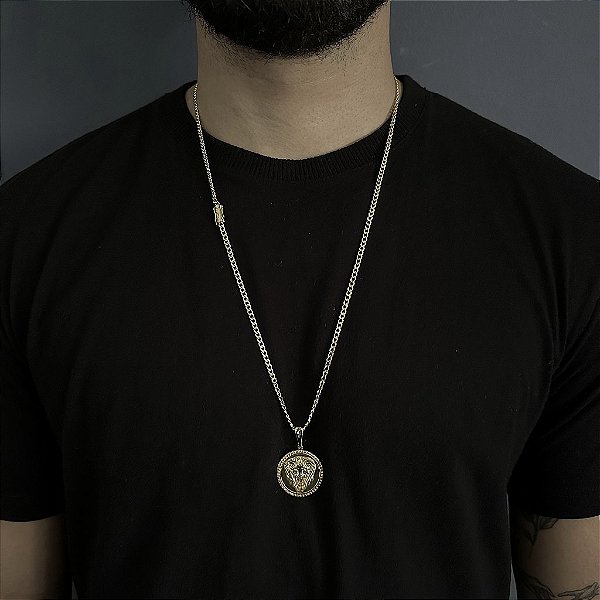 CORRENTE PITBULL (2MM- 70CM) + PINGENTE  MEDALHA COM LEÃO - FECHO COM MARCAÇÃO 750 - BANHADO A OURO 18K
