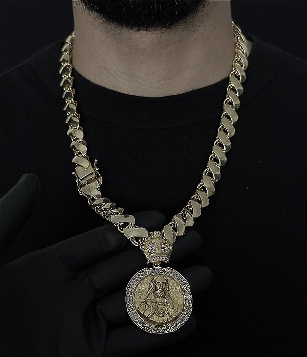 CORRENTE FRISO S DUPLA FACE ( 13mm- 70cm) + PINGENTE MEDALHA JESUS COM COROA   -  FECHO COM MARCAÇÃO 750 -  BANHADO A OURO 18K