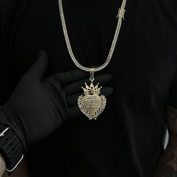 CORRENTE  LACRAIA FLAT  (6mm - 26G 70 cm) + PINGENTE CORAÇÃO COM COROA JESUS É O DONO DO LUGAR  - BANHO DE OURO 18k