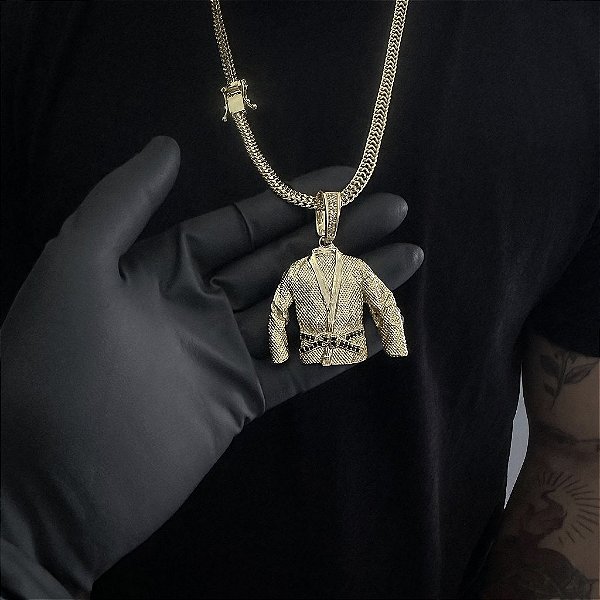 CORRENTE  GRUMET DUPLA  (7mm - 28g  70cm) + PINGENTE KIMONO FAIXA PRETA CRAVEJADO EM ZIRCÔNIA  PREMIUM G - BANHO DE OURO 18k
