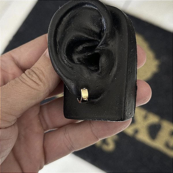 PAR DE BRINCO ARGOLA CHAPADA  5x3mm- BANHADO A OURO 18K.