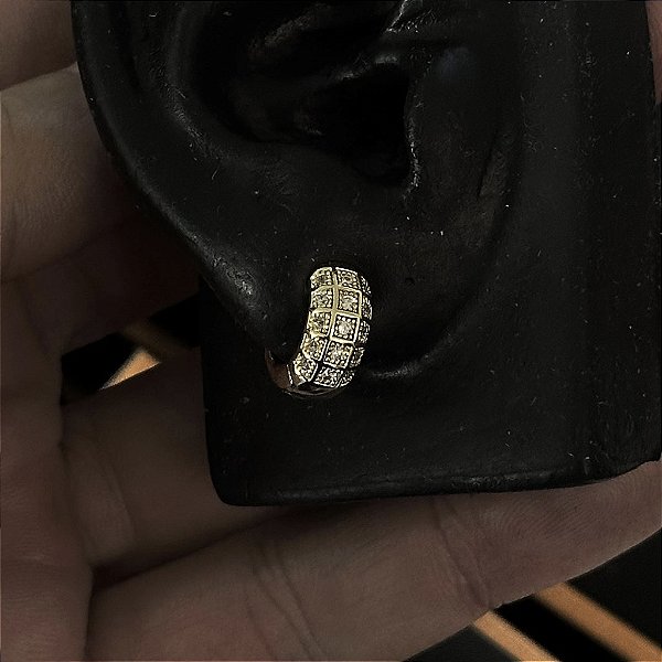 PAR DE ARGOLA NEYMAR DELUXE CRAVEJADO EM PEDRA ZIRCÔNIA PREMIUM  15x8mm - BANHADO A OURO 18K