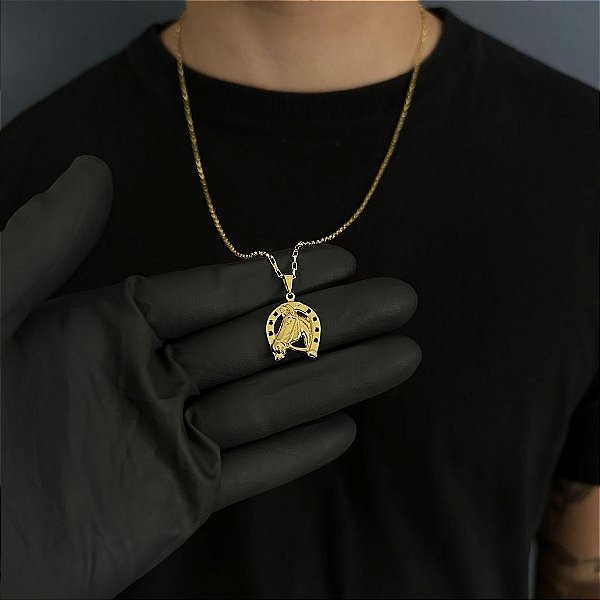 CORRENTE TIJOLINHO  (1.8MM - 50, 60cm ou 70cm) + FERRADURA COM CAVALO -  BANHADO A OURO 18k