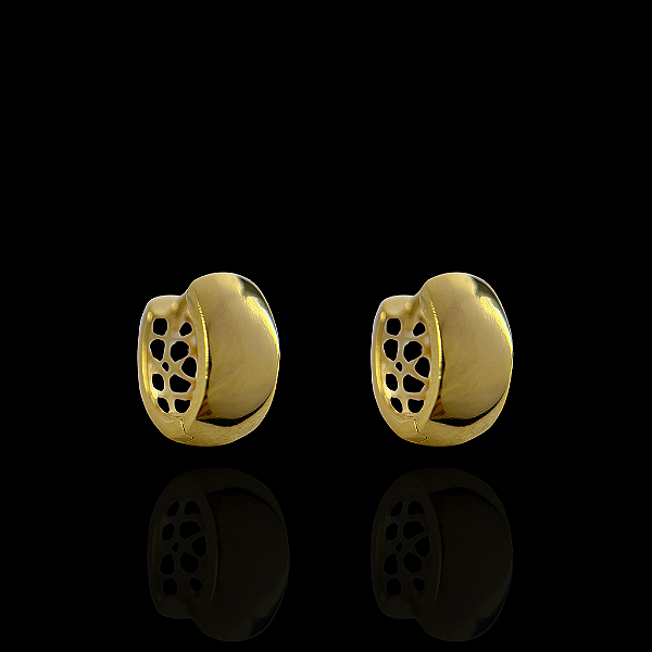 PAR DE BRINCO ARGOLA CHAPADA 10x3mm - BANHADO A OURO 18K.