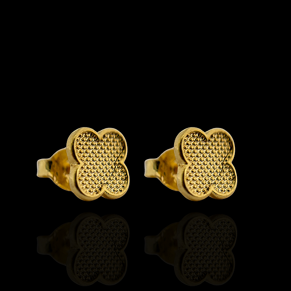 BRINCO TREVO  - BANHADO A OURO 18K.