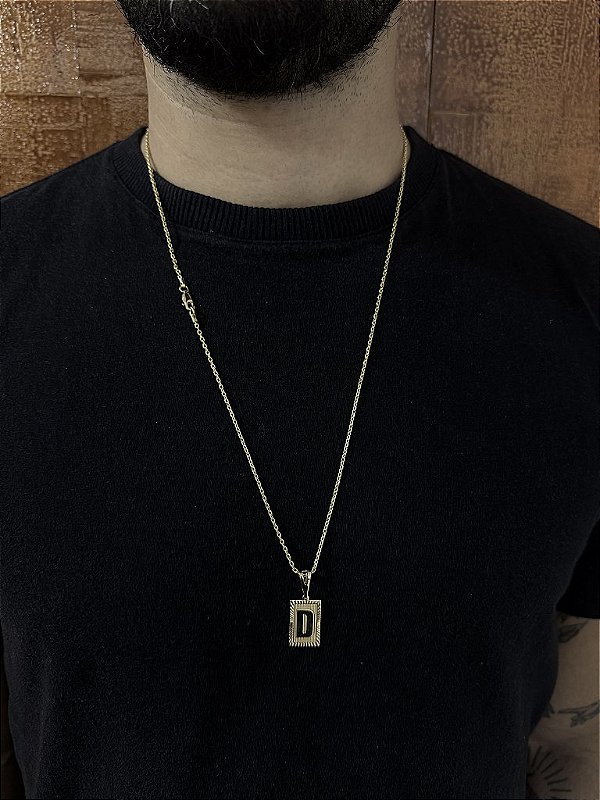 CORRENTE CADEADO -  2mm - 70 ou 60cm + PINGENTE PLACA DIAMANTADA 2x1,2cm   ESCOLHA A LETRA - BANHADO A OURO 18k