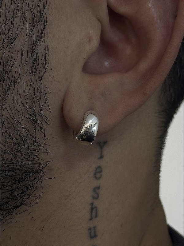 PAR DE BRINCO ARGOLA MACIÇA 12x5mm G - BANHADO A PRATA 750