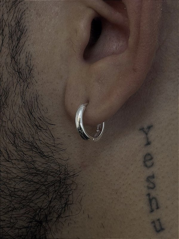 PAR DE BRINCO ARGOLA MACIÇA FINA 17x3mm GG - BANHADO A PRATA 750