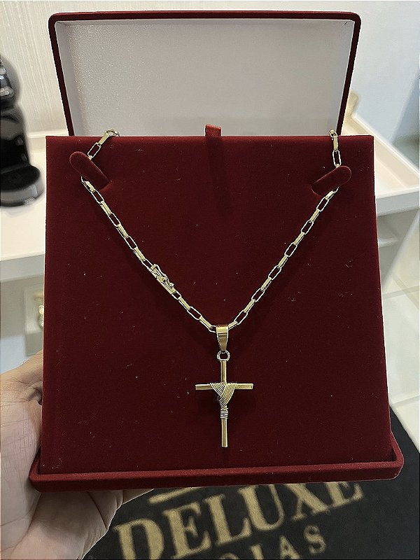 CORRENTE TIJOLINHO ALONGADO FECHO CANHÃO (3MM - 50, 60cm ou 70cm) + PINGENTE CRUZ AMARRADA  - BANHADO A OURO 18k