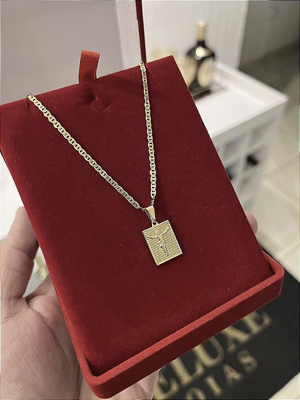 CORRENTE PIASTRINE (2MM - 50, 60cm ou 70cm) + PINGENTE  PLAQUINHA COM JESUS CRUCIFICADO   - BANHADO A OURO 18k