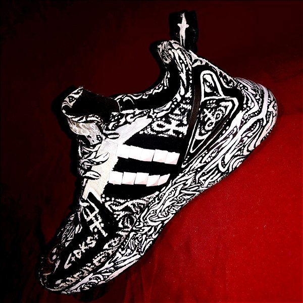 ⛧ TÊNIS ADIDAS NIGHTMARE ⛧