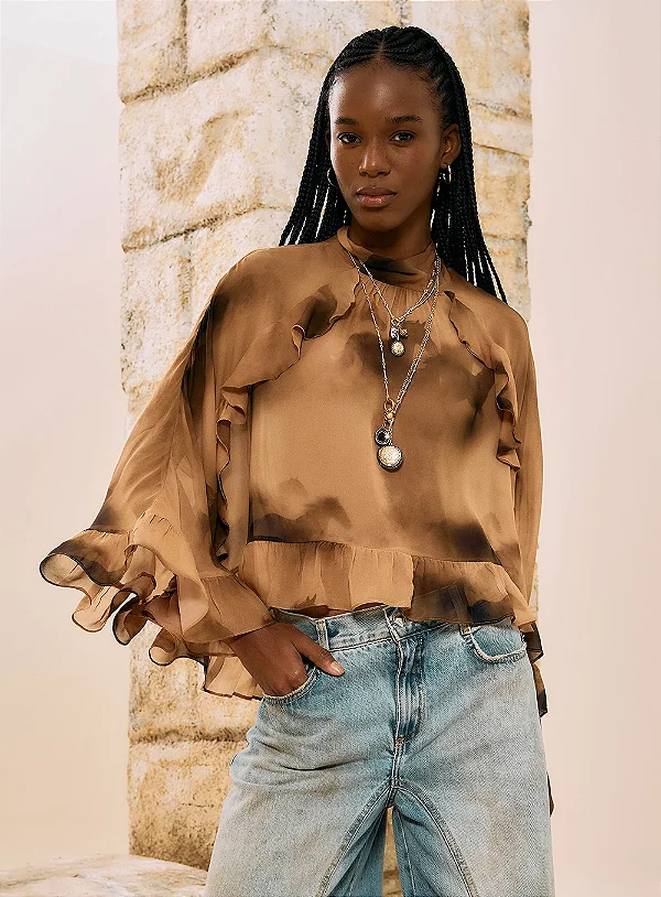 Blusa Fluída Estampada Com Babados