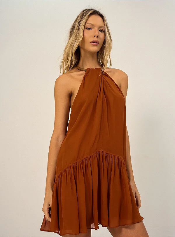 Vestido Curto Com Babado Inferior