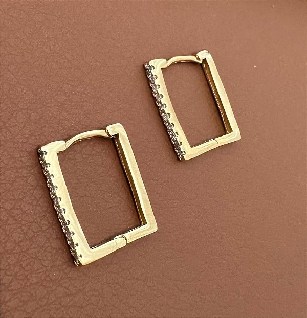 BRINCO ARGOLA PEQUENO RETANGULAR COM ZIRCÔNIAS