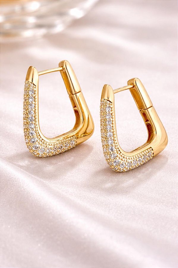 BRINCO ARGOLA MÉDIA FORMATO U ZIRCÔNIAS