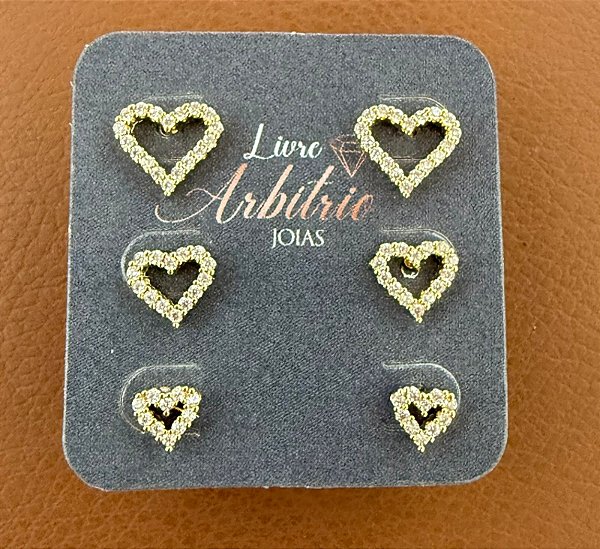 BRINCO TRIO CORAÇÕES CRAVEJADOS