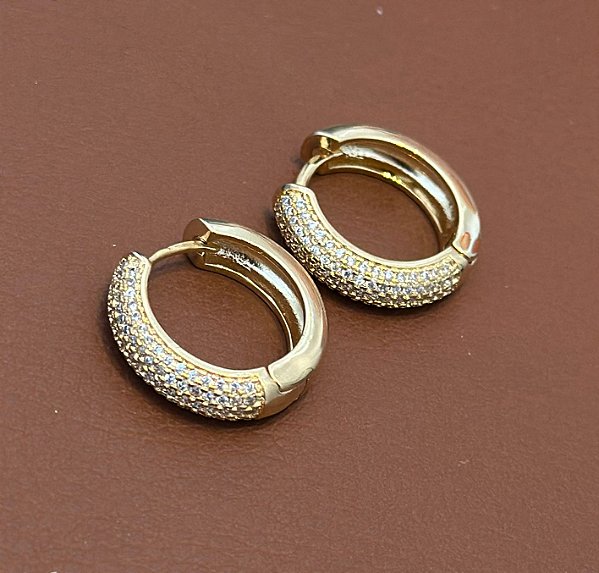 BRINCO ARGOLA CRAVEJADA FRENTE